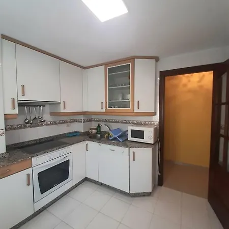 Loyos - Playa Grande * Mino